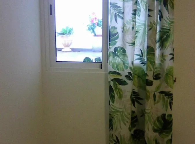 Residencia Ana Piso Zero 0 *