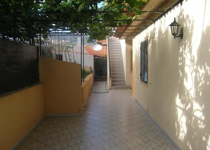 Residencia Ana Piso Zero 0 דירה