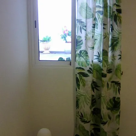 Residencia Ana Piso Zero 0 *