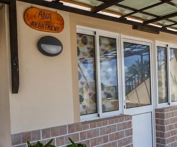 Residencia Ana Piso Zero 0 *